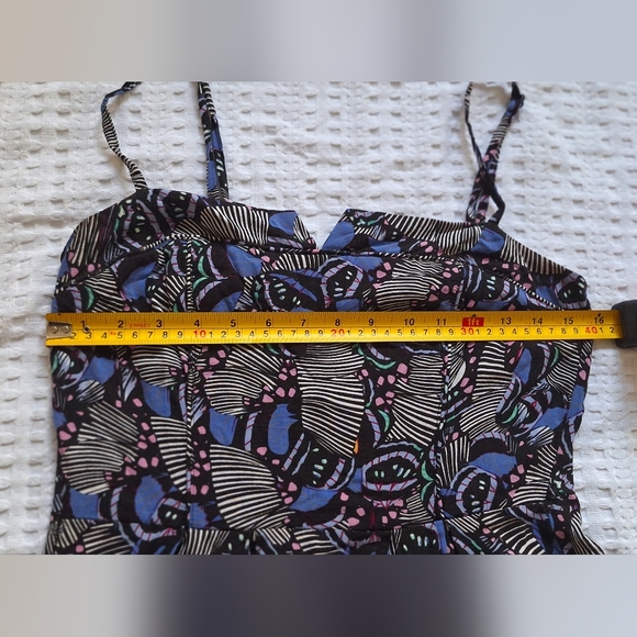 Summer dress size medium - Picture 3 of 7